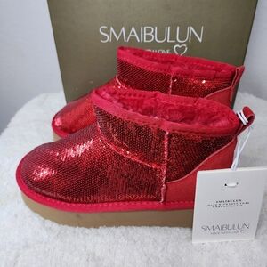 NWT Red Sequin Smaibulun Ugg Mini Platform Boots Size 6.5